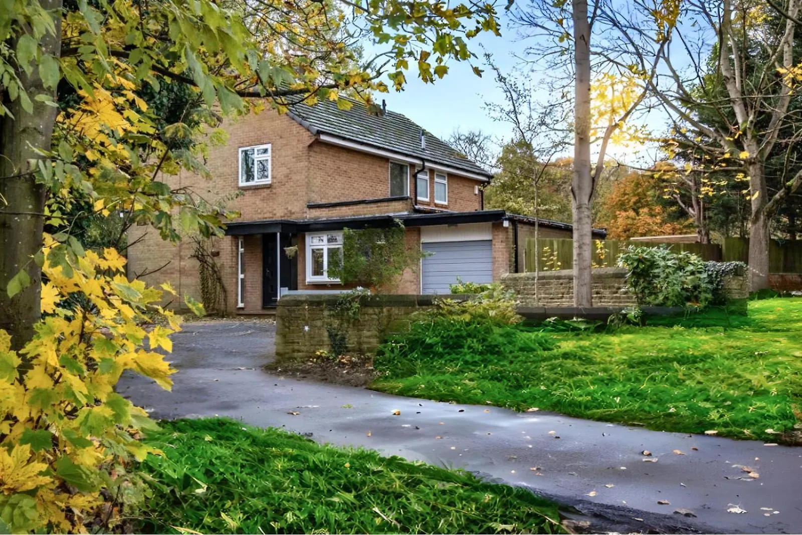 Villa Hot Tub, Pool Table, Log Burner Leeds